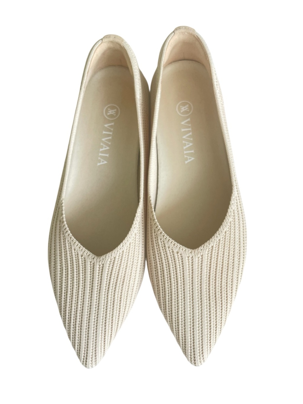 Vivaia Aria Ribbed Knit Ballet Flat 38.5
Cream Beige Washable Travel Comfort 7.5